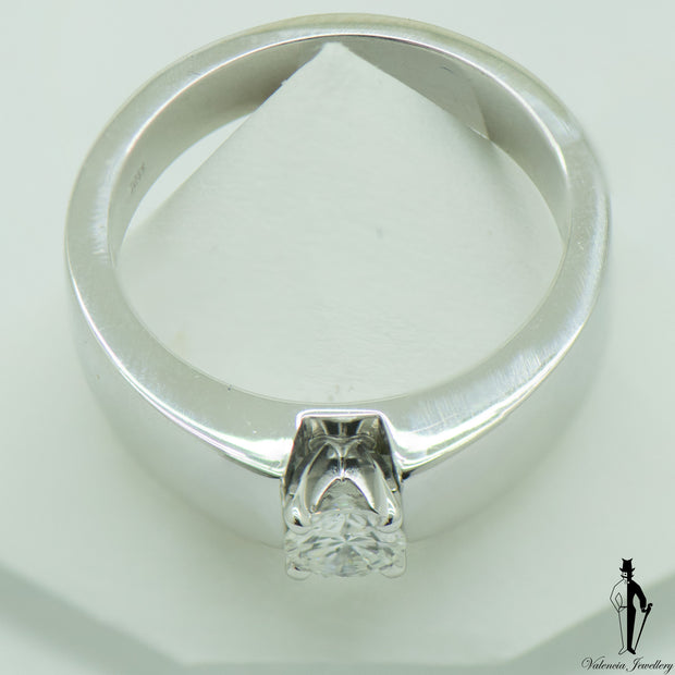 0.45 CT. (SI2) Diamond Solitaire Ladies Ring in 18k White Gold