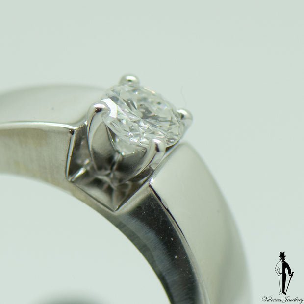 0.45 CT. (SI2) Diamond Solitaire Ladies Ring in 18k White Gold